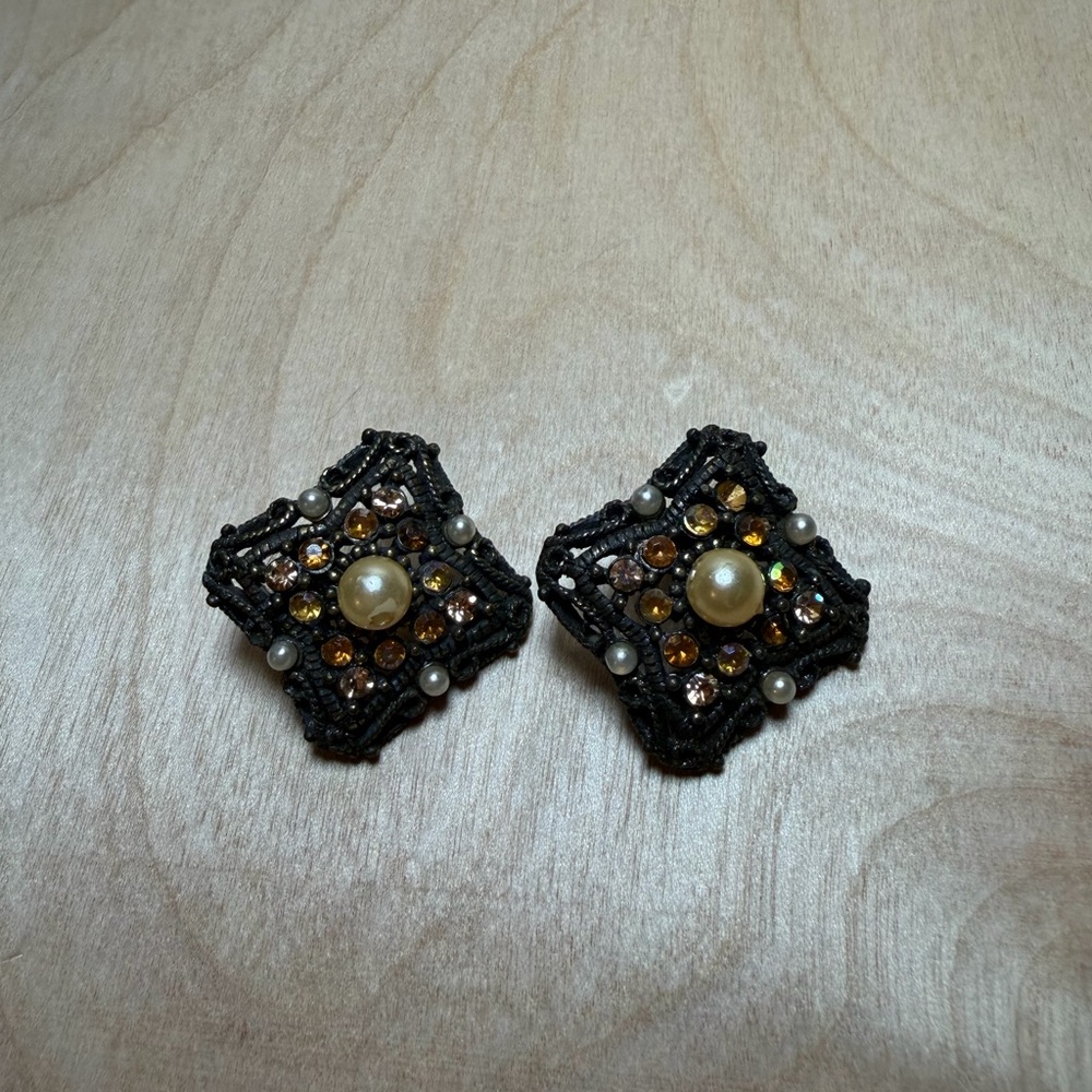 Elegant Bronze and Amber‎ Earrings